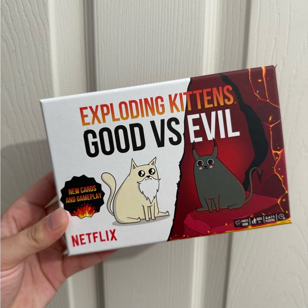 Exploding Kittens Good bs Evil